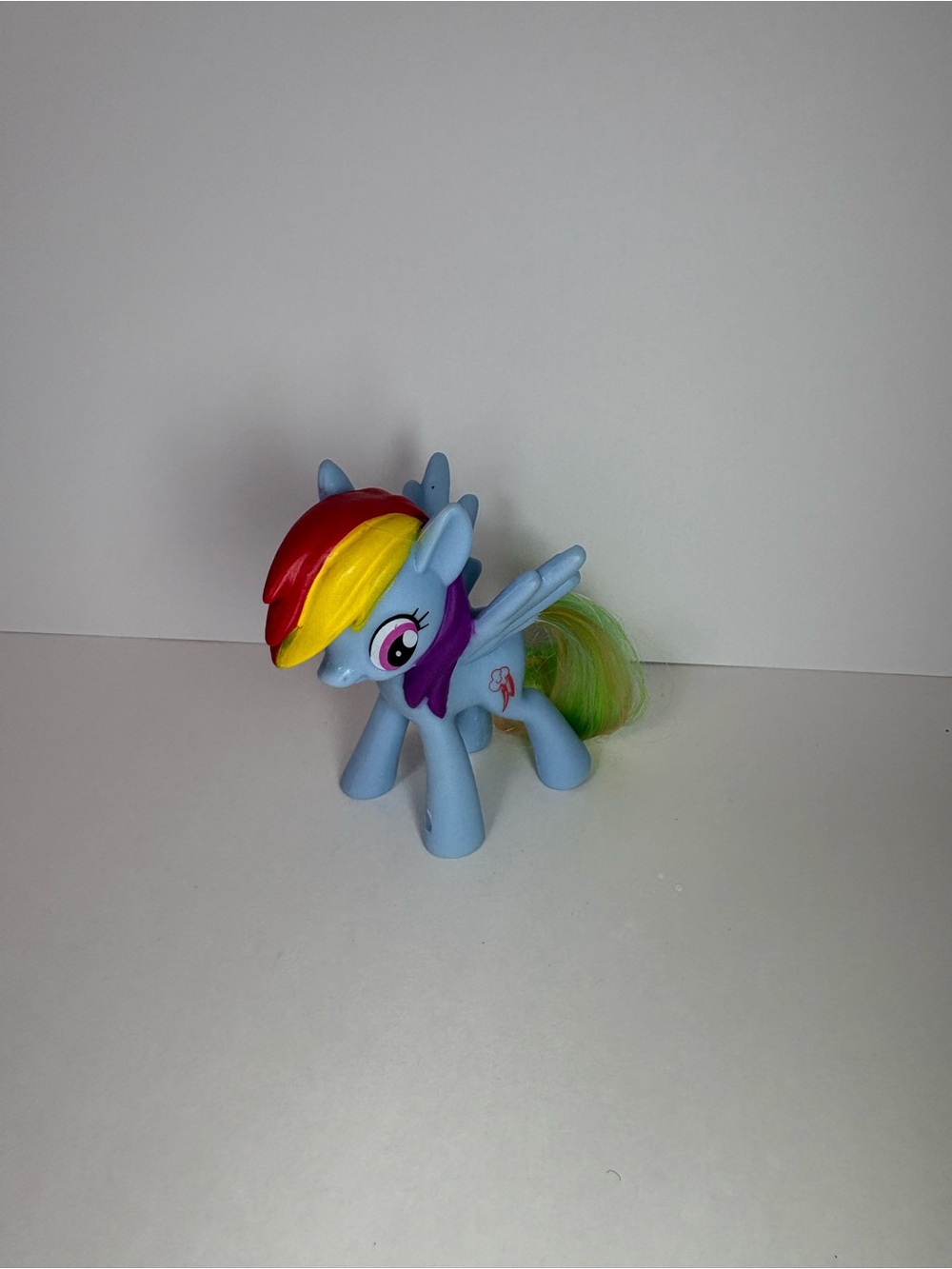 2016 McDonald’s My Little Pony Rainbow Dash Figure Happy Meal Hasbro G4 3”